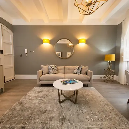 Apartment Merchants Street Valletta