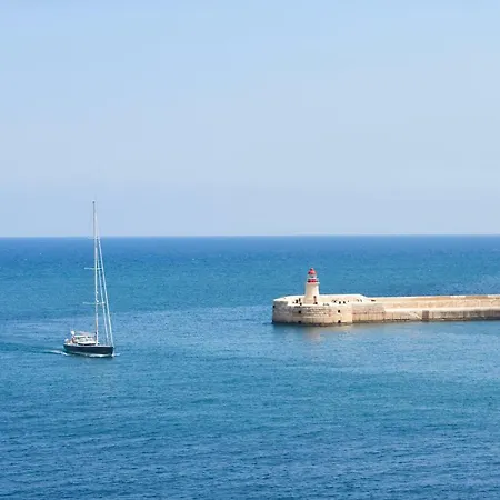 아파트 Merchants Street